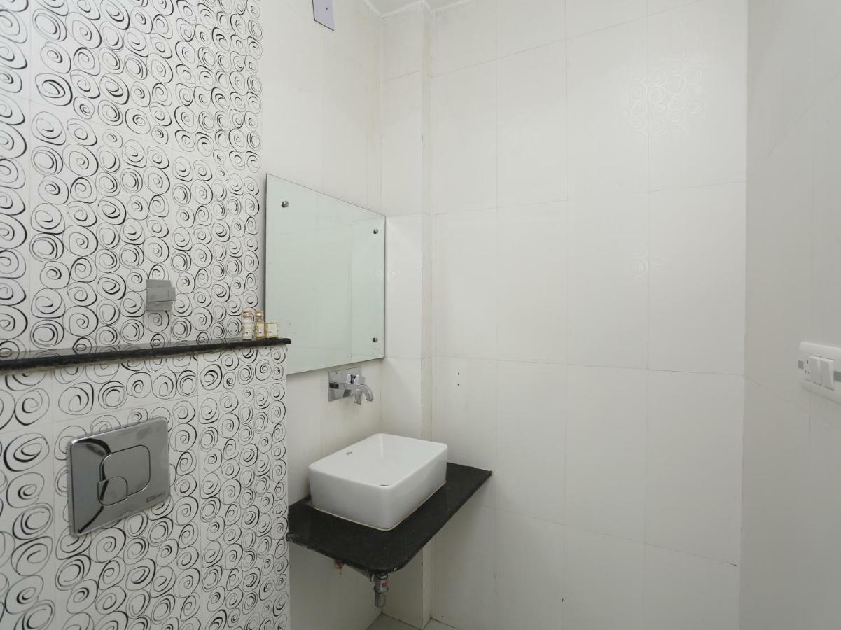 Bilberry Hotel Rewāri Eksteriør billede